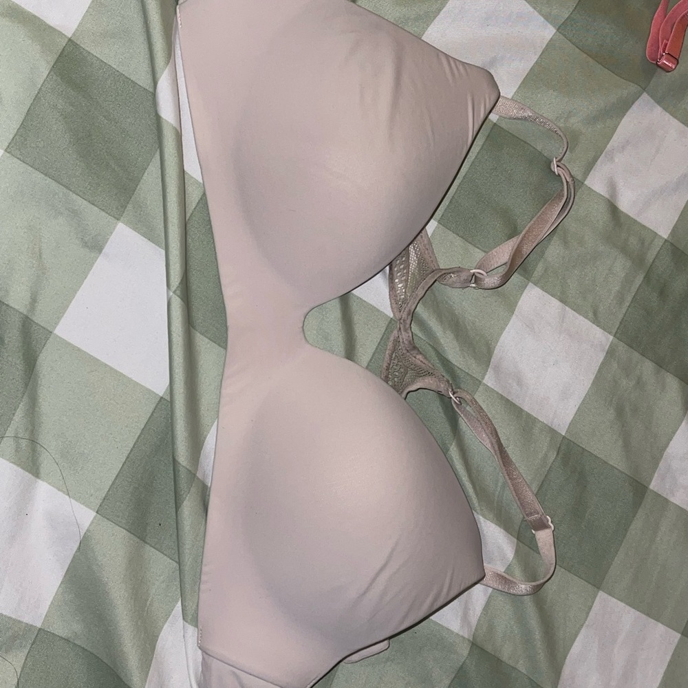 Tan/Nude Bra